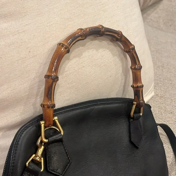 Gucci Diana bag w bamboo handles and one crossbody strap. EUC vintage 1991 HTF - Picture 3 of 8